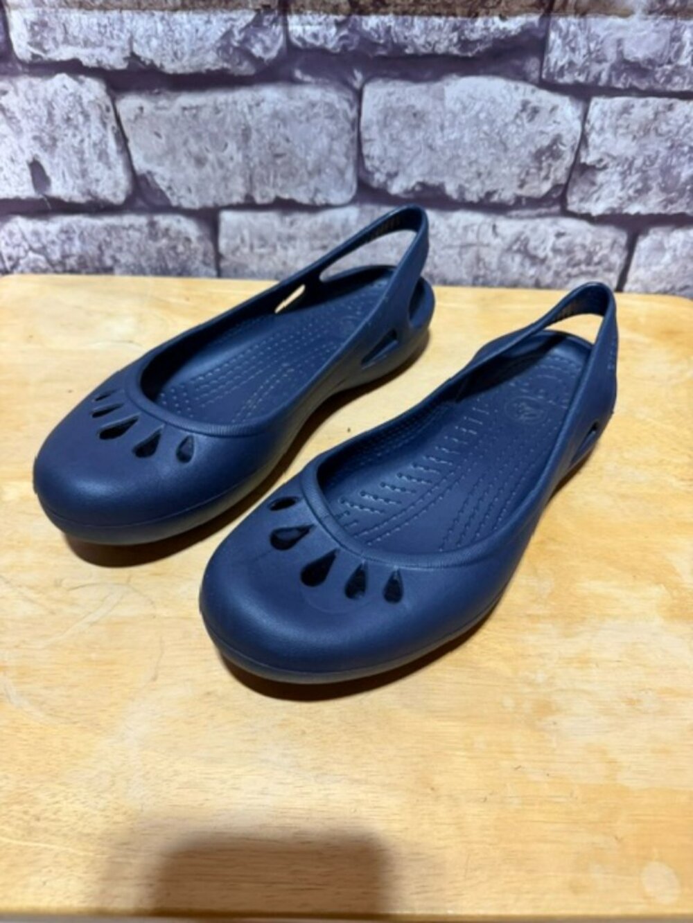 Crocs Navy Sling Back Slip On Flats Size 8